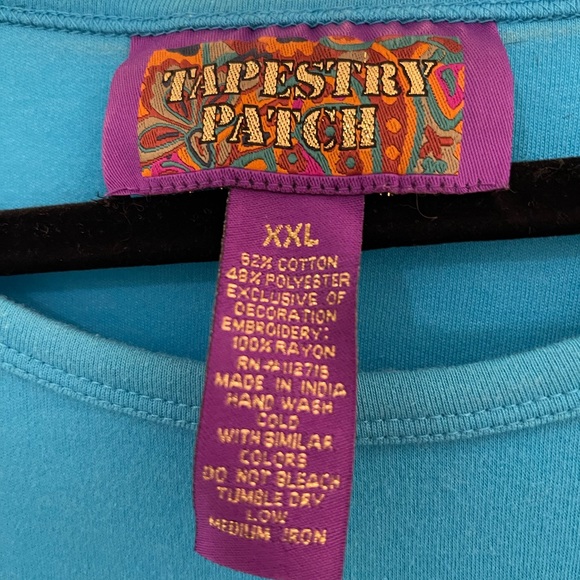 Tapestry Patch Women’s Plus Size Top XXL - Picture 2 of 5